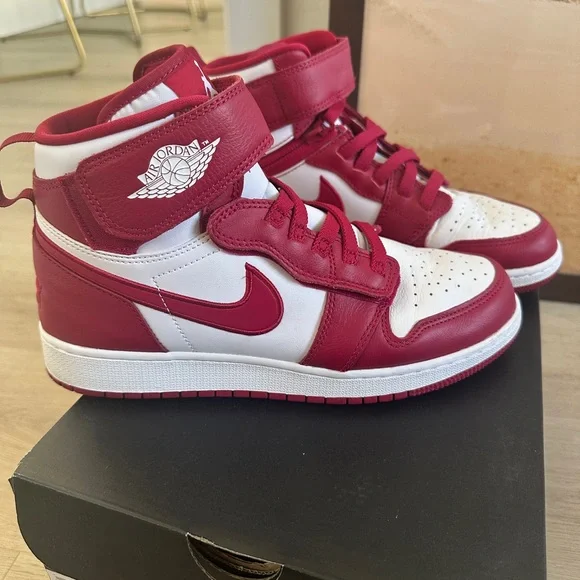 Nike Air Jordan 1 High FlyEase - Picture 3 of 7